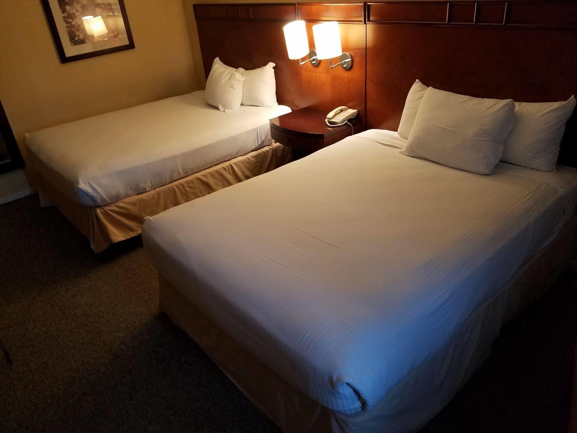 The Hotel Фресно Экстерьер фото